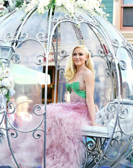 Gwen Stefani In Reem Acra Gown Pre-Fall 2018 Gwen Stefani In Princess-Like Reem Acra Gown